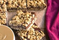 Gluten-Free Oatmeal Chocolate Fudge Bars Recipe