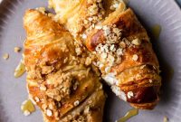 Cinnamon Apple French Toast Bake with Crisp Topping