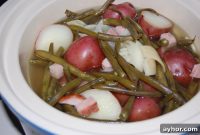 Slow Cooker Ham with Potatoes and Green Beans Recipe