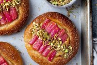 Vegan Rhubarb Frangipane Buns Recipe: Flaky Pastries with Almond Filling