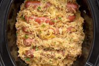 Slow Cooker Sauerkraut Hot Dogs: Savory One-Pot Recipe