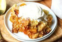 Slow-Cooker Peach Cobbler Recipe: Juicy Homemade Dessert