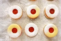 Apricot Jam Sandwich Cookies: Homemade Filled Cookie Recipe