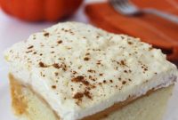 Pumpkin Pie Poke Cake Recipe: Moist Spiced Dessert Guide