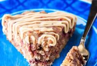 Moist Banana Berry Oatmeal Cake Recipe for Breakfast or Brunch