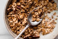 Maple Pecan Granola Recipe: Crunchy Homemade Breakfast Mix