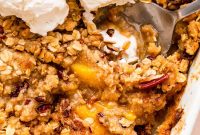 Perfect Peach Crisp Recipe for Summer Baking
