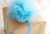 How to Make a Tulle Gift Bow: Step-by-Step DIY Tutorial