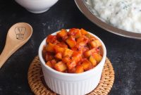 Instant Mango Pickle Recipe | Vendaya Mangai Traditional South Indian Style