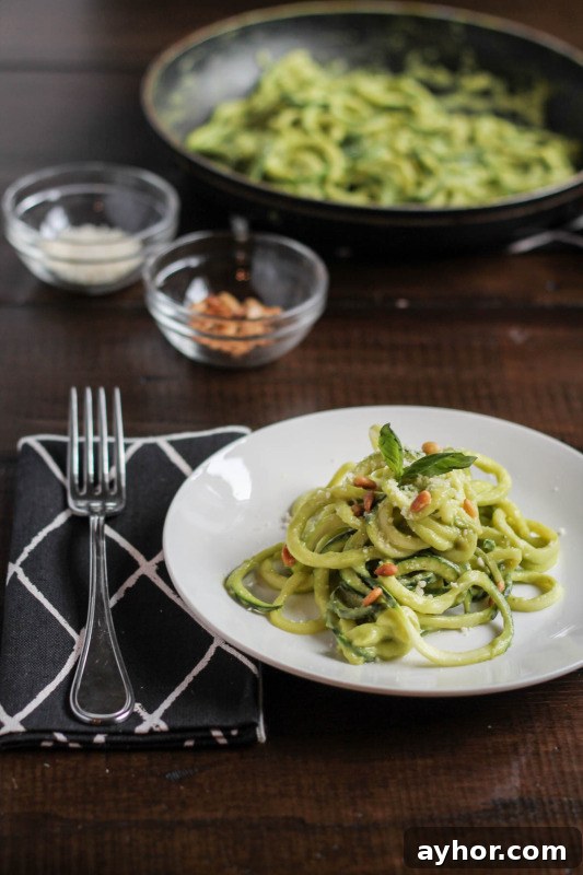 Creamy Avocado Zoodles Recipe with Garlic & Lemon 5 Zoodles-with-Avocado-Sauce-8