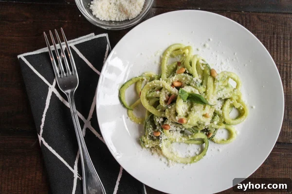 Creamy Avocado Zoodles Recipe with Garlic & Lemon 6 Zoodles-with-Avocado-Sauce-11