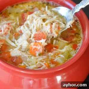 Creamy Low-Carb Keto Chicken Soup Recipe 5 This Easy Keto Chicken Soup is packed with shredded chicken, and tons of vegetables swimming in a flavorful broth! At about 8 net carbs this is the ultimate low carb comfort food!