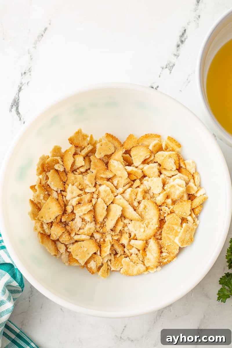 Ritz crackers and butter in small bowl.