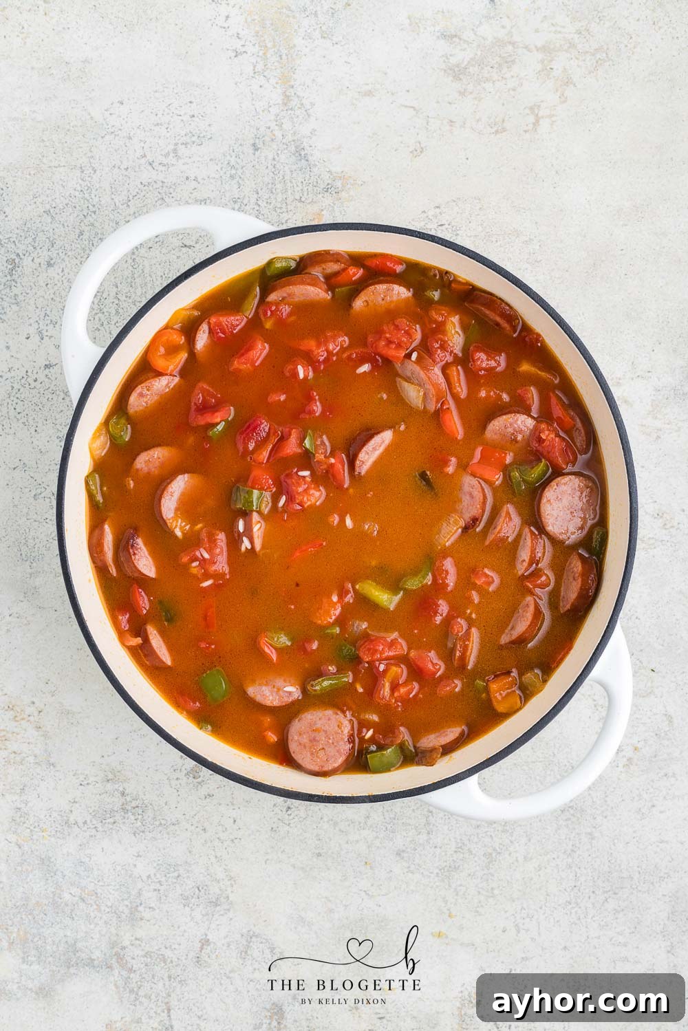 Sausage in garlic tomato sauce