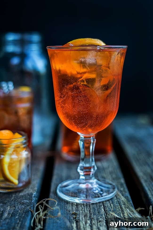 Retro Cocktail Friday: Aperol Spritz and Vodka Negroni Retro Cocktail Friday: Aperol Spritz and Vodka Negroni