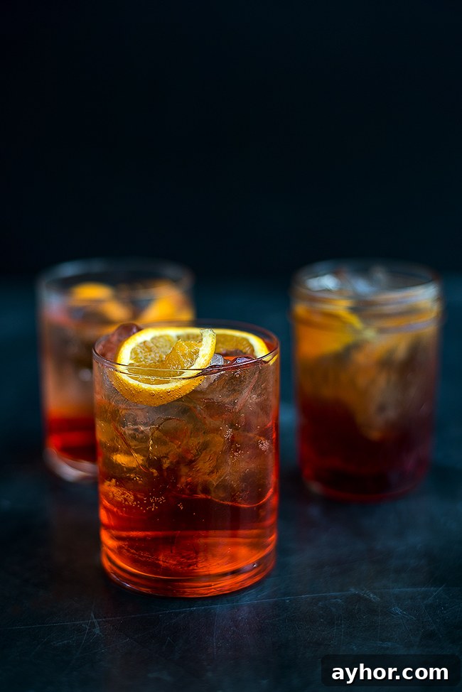 Retro Cocktail Friday: Aperol Spritz and Vodka Negroni Retro Cocktail Friday: Aperol Spritz and Vodka Negroni