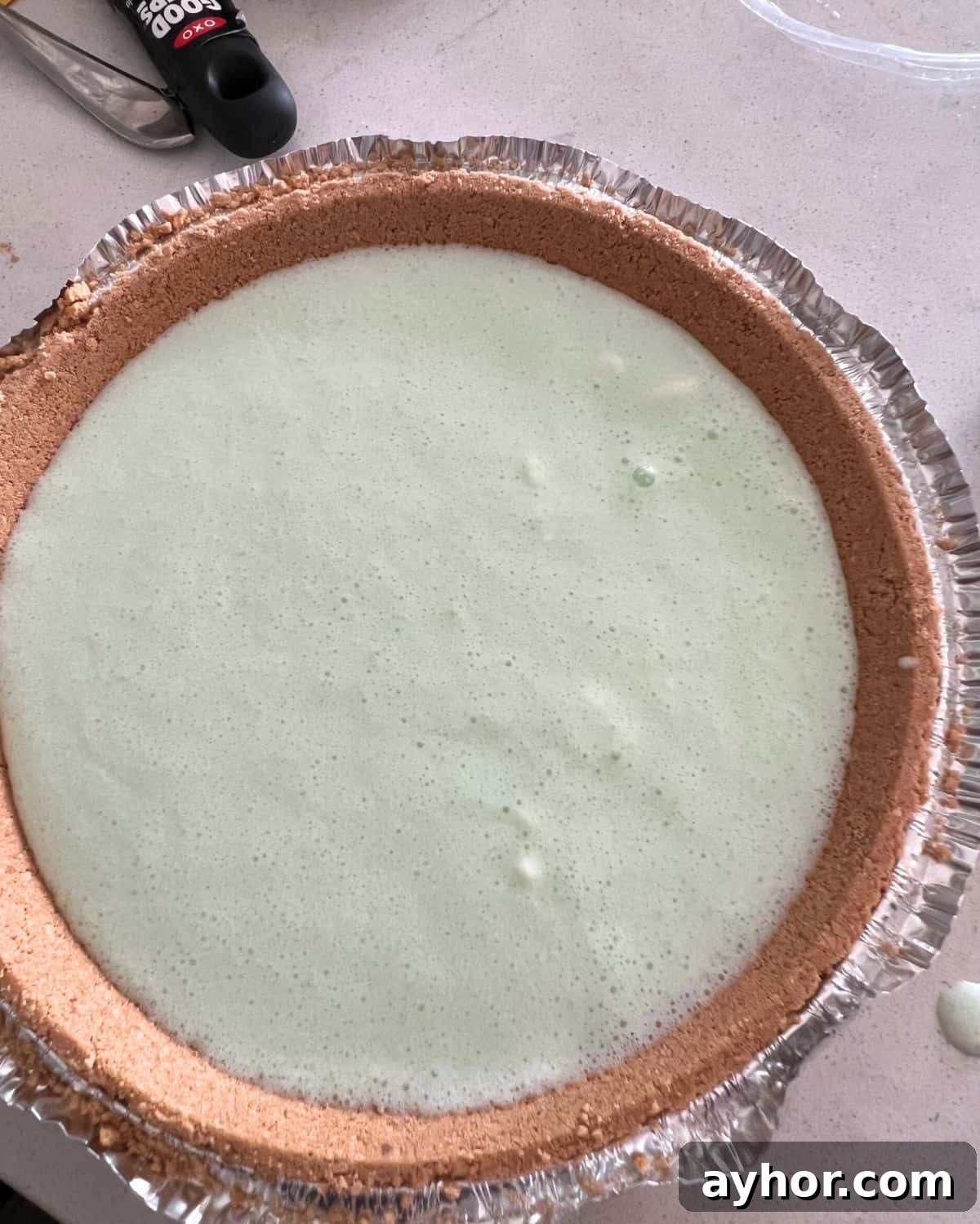 WeightWatchers Key Lime Pie Recipe with Jell-O Twist 6 Pie mixture in ready made graham cracker crust.