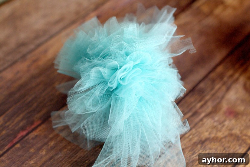 Another view of tulle gift bow
