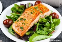 Pan-Seared Salmon Salad with Lemon-Dijon Vinaigrette