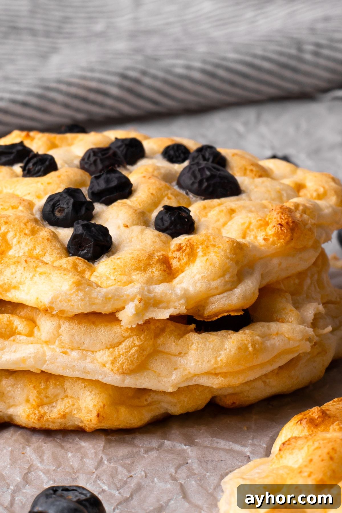 Delectable Cottage Cheese Cloud Bread