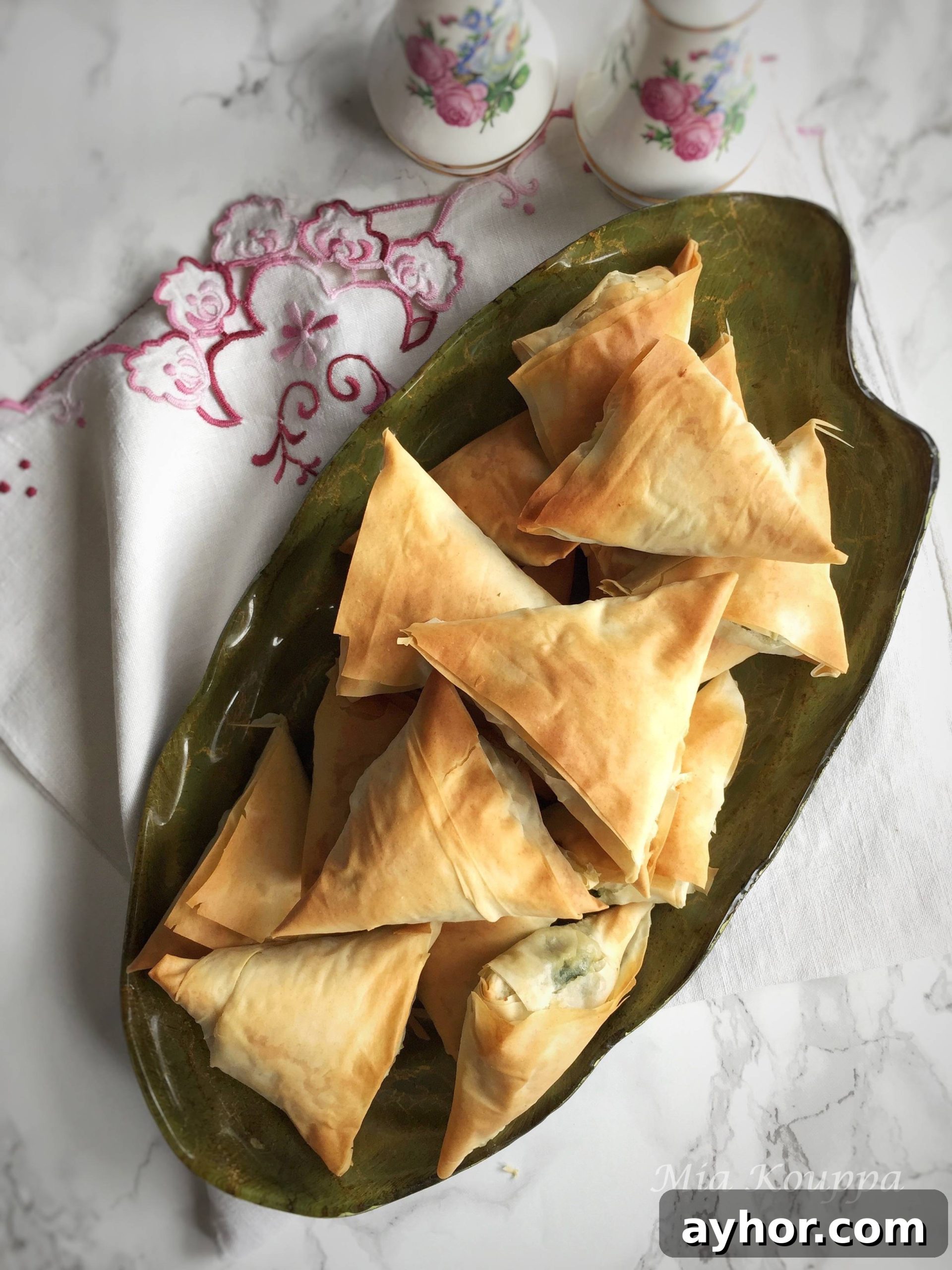 Crisp Spanakopita Made with Store Bought Phyllo 2 Spanakopita with store bought phyllo (Σπανακόπιτα με αγοραστό φύλλο)